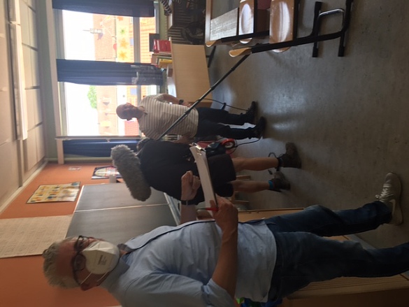 Das Fernsehen ist da 1a