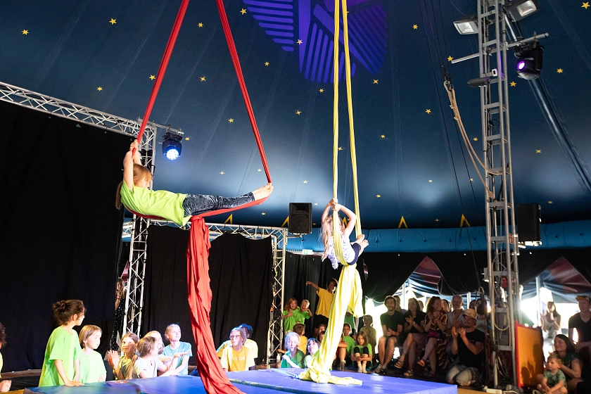 Zirkus